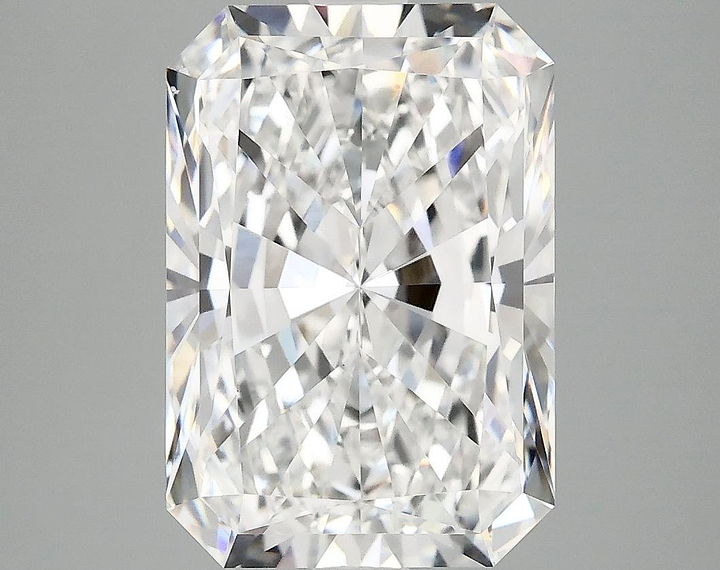 4.79 Carat Radiant Shaped Ideal Cut VS1 IGI Certified Lab Grown Diamond