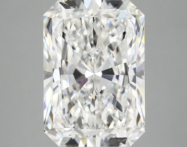 4.99 Carat Radiant Shaped Ideal Cut VVS2 IGI Certified Lab Grown Diamond