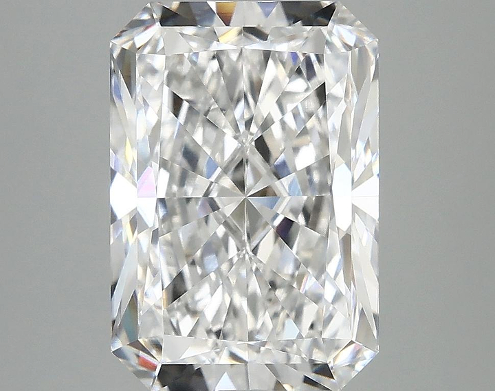 4.18 Carat Radiant Shaped Ideal Cut VS1 IGI Certified Lab Grown Diamond