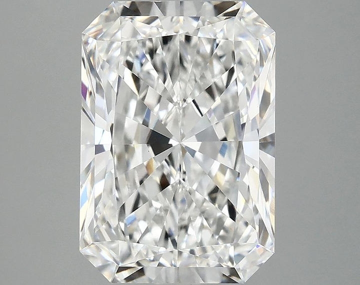 4.17 Carat Radiant Shaped Ideal Cut VS1 IGI Certified Lab Grown Diamond