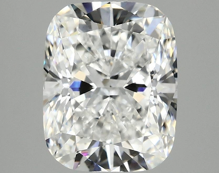 3.09 Carat Cushion Shaped Excellent Cut VVS2 IGI Certified Lab Grown Diamond