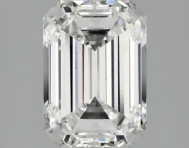 2.1 Carat Emerald Shaped Ideal Cut VS1 IGI Certified Lab Grown Diamond