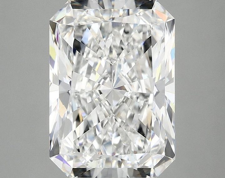 4.1 Carat Radiant Shaped Ideal Cut VVS2 IGI Certified Lab Grown Diamond