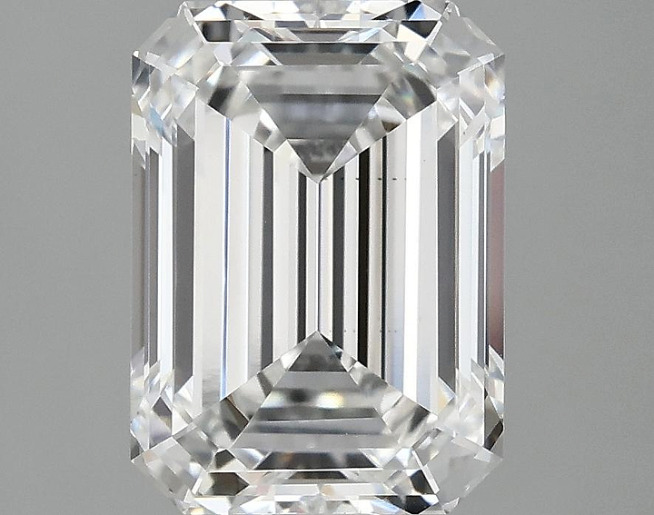 2.52 Carat Emerald Shaped Excellent Cut VS1 IGI Certified Lab Grown Diamond