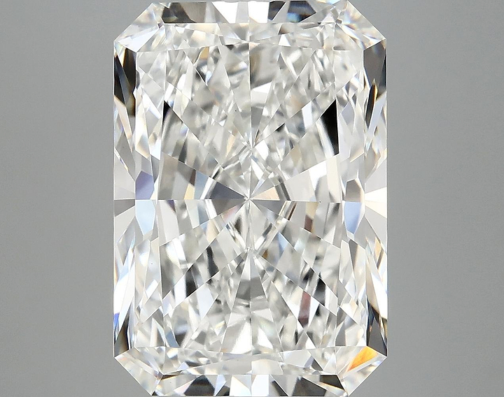 9.05 Carat Radiant Shaped Ideal Cut VS1 IGI Certified Lab Grown Diamond