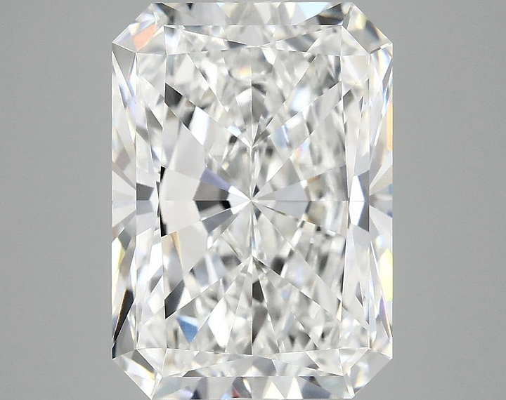 4.99 Carat Radiant Shaped Ideal Cut VVS2 IGI Certified Lab Grown Diamond