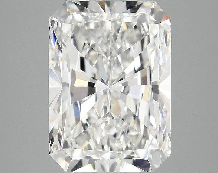4.86 Carat Radiant Shaped Ideal Cut VS1 IGI Certified Lab Grown Diamond