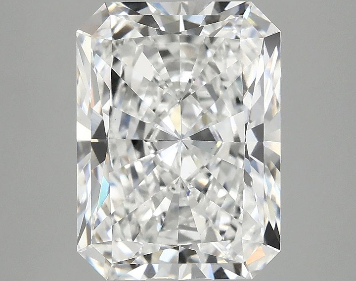 3.93 Carat Radiant Shaped Excellent Cut VS1 IGI Certified Lab Grown Diamond