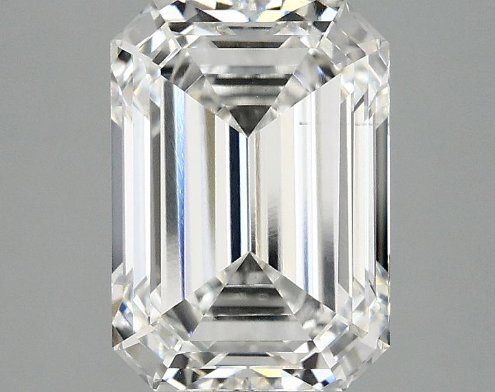 3.17 Carat Emerald Shaped Ideal Cut VS1 IGI Certified Lab Grown Diamond