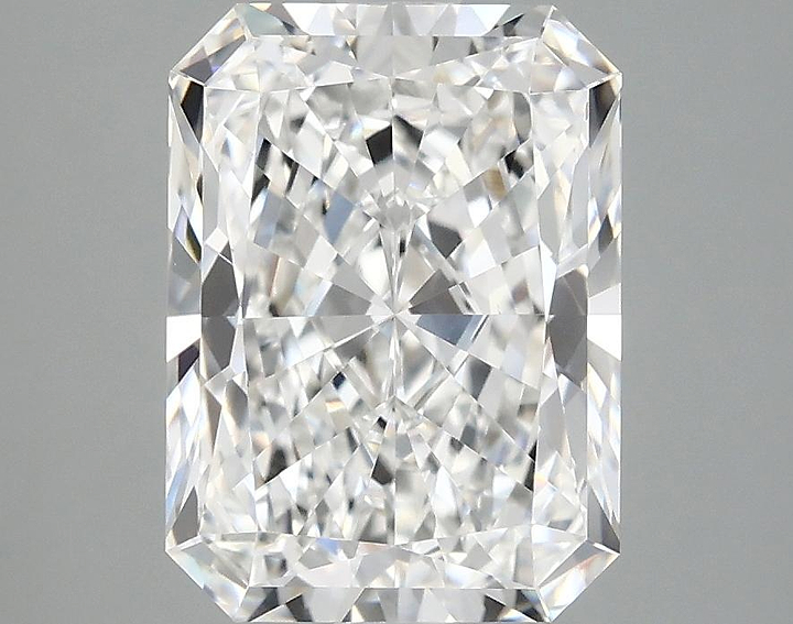 3.07 Carat Radiant Shaped Excellent Cut VVS2 IGI Certified Lab Grown Diamond
