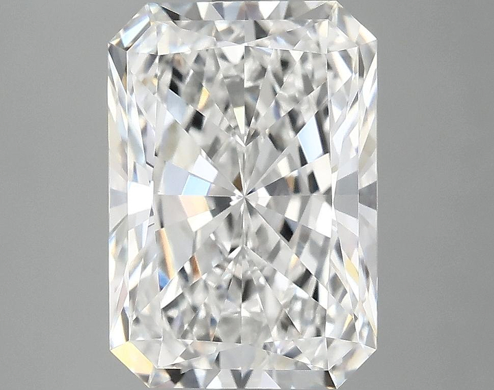 4.02 Carat Radiant Shaped Ideal Cut VS1 IGI Certified Lab Grown Diamond