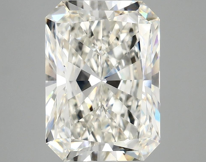4.06 Carat Radiant Shaped Ideal Cut VVS2 IGI Certified Lab Grown Diamond