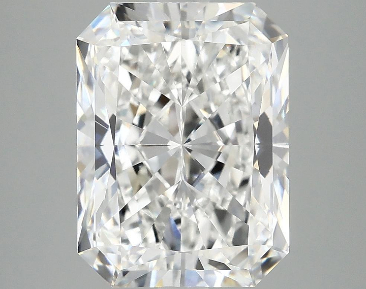 4.78 Carat Radiant Shaped Excellent Cut VVS2 IGI Certified Lab Grown Diamond
