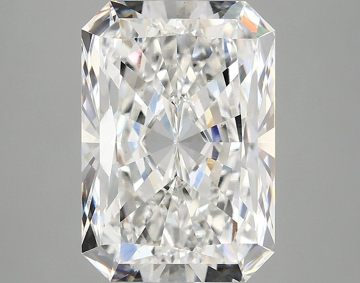 4.77 Carat Radiant Shaped Ideal Cut VS1 IGI Certified Lab Grown Diamond