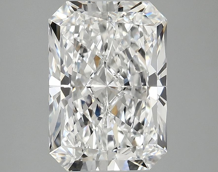 3.08 Carat Radiant Shaped Ideal Cut VS1 IGI Certified Lab Grown Diamond