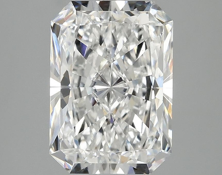 2.85 Carat Radiant Shaped Ideal Cut VS1 IGI Certified Lab Grown Diamond