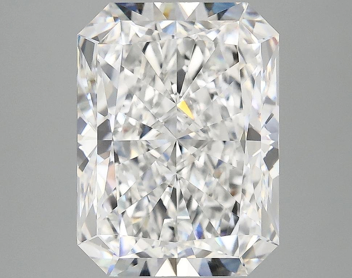 4.05 Carat Radiant Shaped Excellent Cut VVS2 IGI Certified Lab Grown Diamond