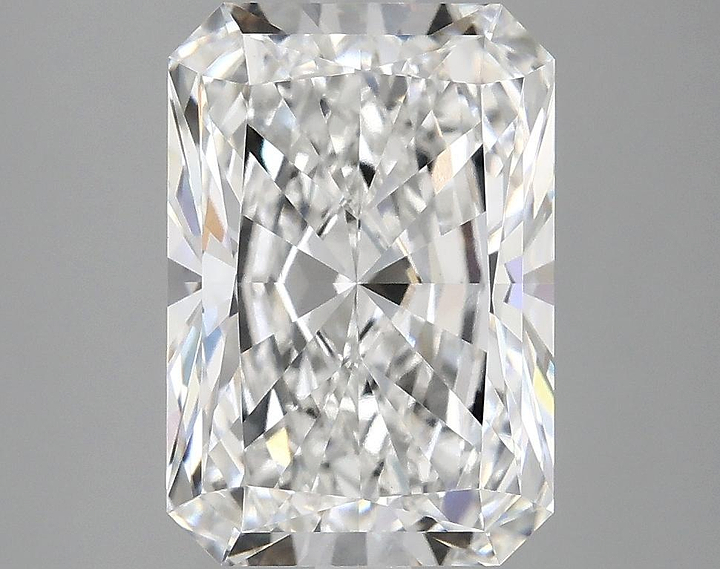 3.93 Carat Radiant Shaped Ideal Cut VVS2 IGI Certified Lab Grown Diamond