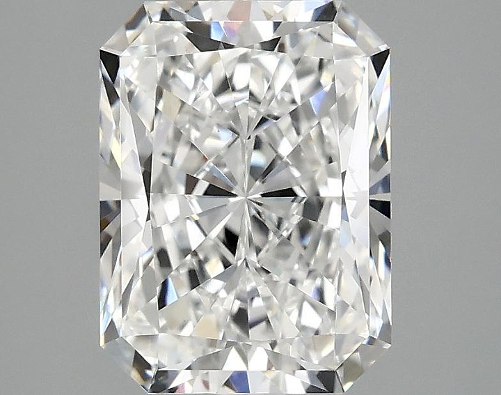 2.51 Carat Radiant Shaped Excellent Cut VS1 IGI Certified Lab Grown Diamond