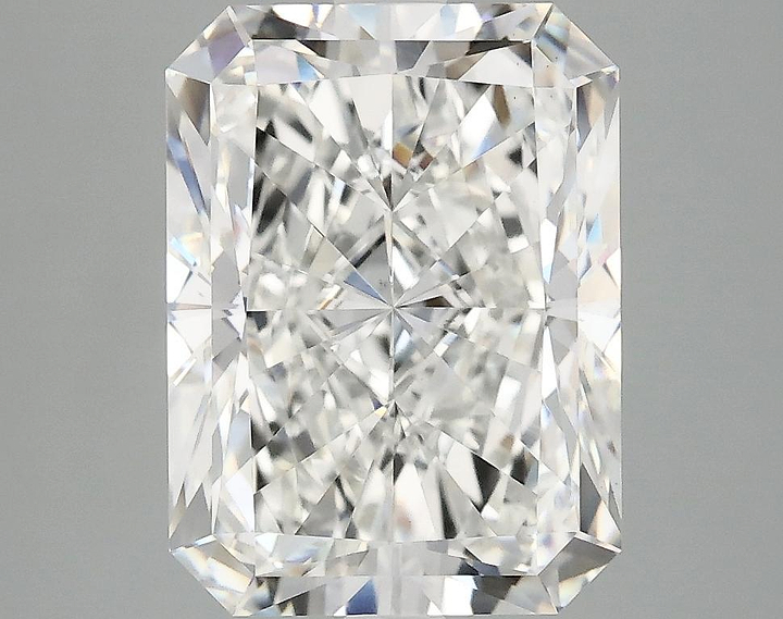 4.8 Carat Radiant Shaped Excellent Cut VS1 IGI Certified Lab Grown Diamond