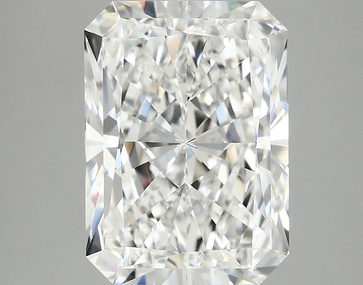 4.79 Carat Radiant Shaped Ideal Cut VS1 IGI Certified Lab Grown Diamond