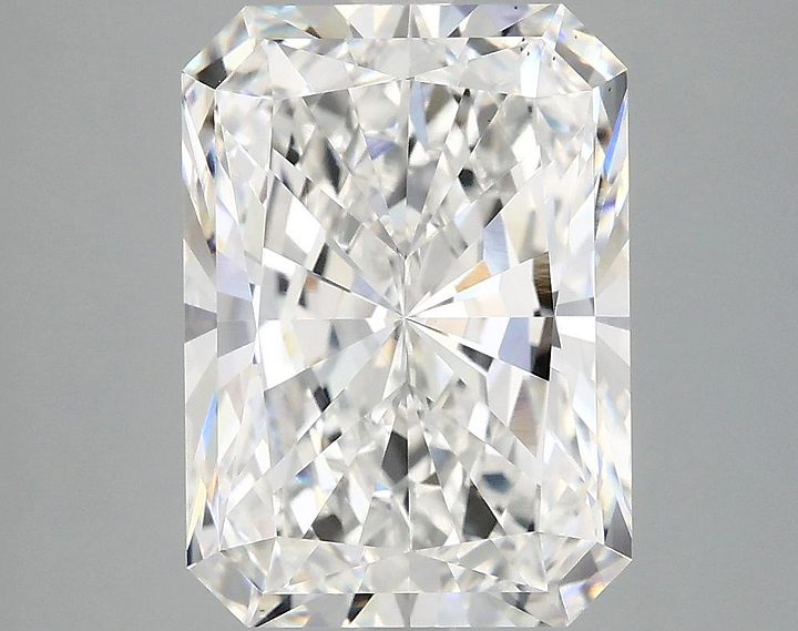 4.94 Carat Radiant Shaped Ideal Cut VS1 IGI Certified Lab Grown Diamond