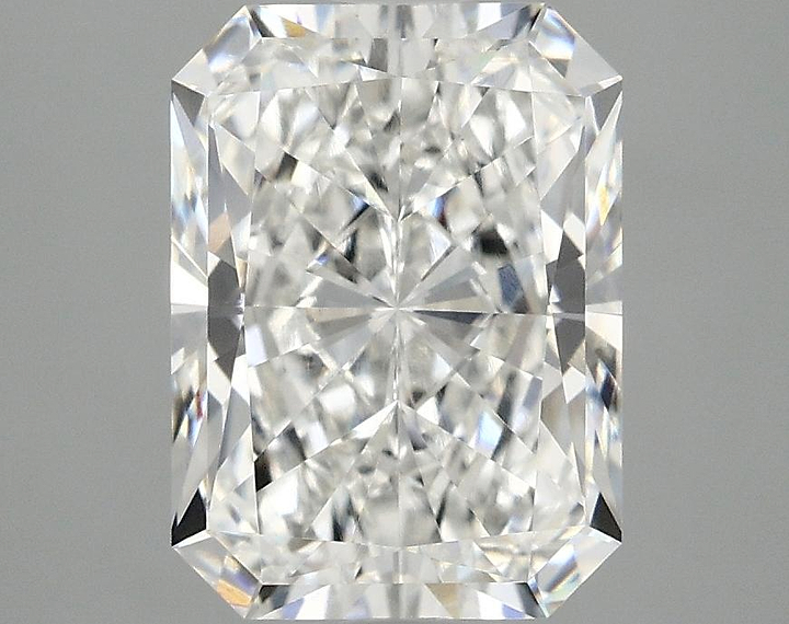 3.03 Carat Radiant Shaped Excellent Cut VVS2 IGI Certified Lab Grown Diamond