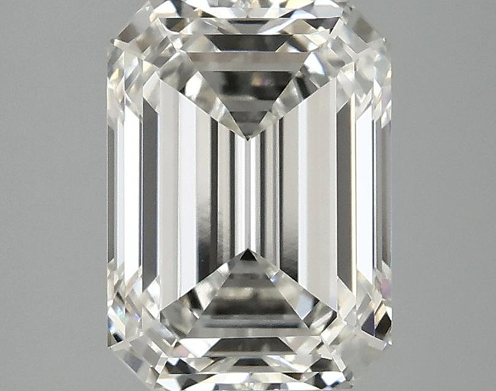 3.08 Carat Emerald Shaped Excellent Cut VVS2 IGI Certified Lab Grown Diamond