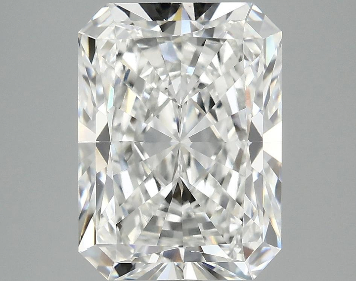 3.87 Carat Radiant Shaped Excellent Cut VS1 IGI Certified Lab Grown Diamond