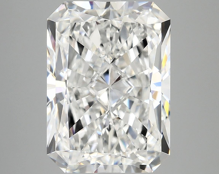 7.1 Carat Radiant Shaped Excellent Cut VVS2 IGI Certified Lab Grown Diamond