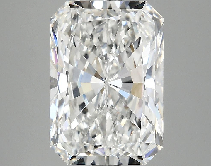 4.06 Carat Radiant Shaped Ideal Cut VVS2 IGI Certified Lab Grown Diamond