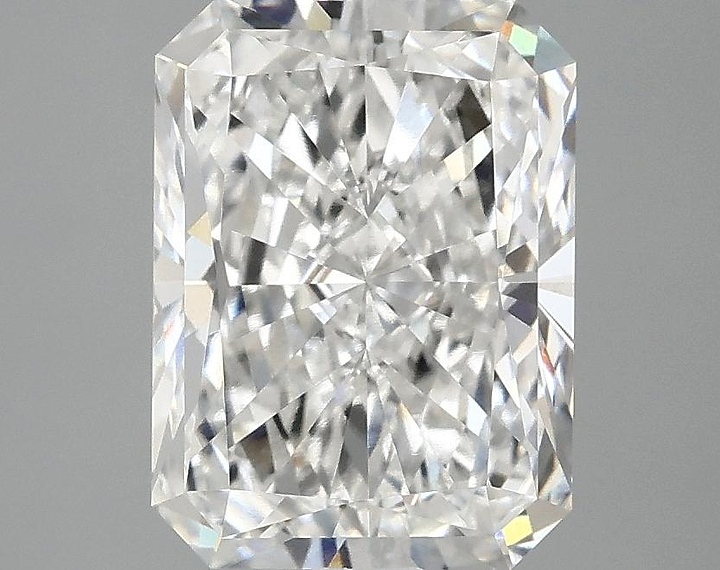 3.05 Carat Radiant Shaped Excellent Cut VVS2 IGI Certified Lab Grown Diamond