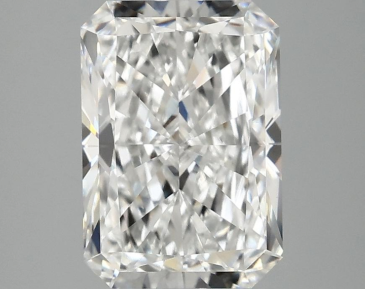 3.03 Carat Radiant Shaped Ideal Cut VVS2 IGI Certified Lab Grown Diamond