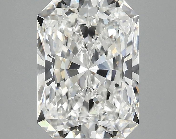 3.59 Carat Radiant Shaped Excellent Cut VVS2 IGI Certified Lab Grown Diamond