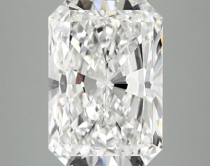 4.01 Carat Radiant Shaped Ideal Cut VS1 IGI Certified Lab Grown Diamond