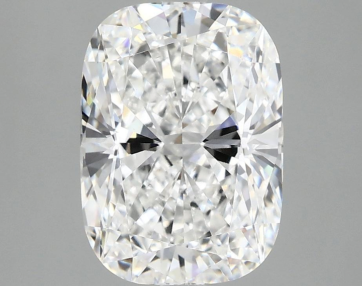 3.1 Carat Cushion Shaped Excellent Cut VVS2 IGI Certified Lab Grown Diamond