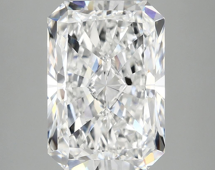 4.93 Carat Radiant Shaped Ideal Cut VVS2 IGI Certified Lab Grown Diamond
