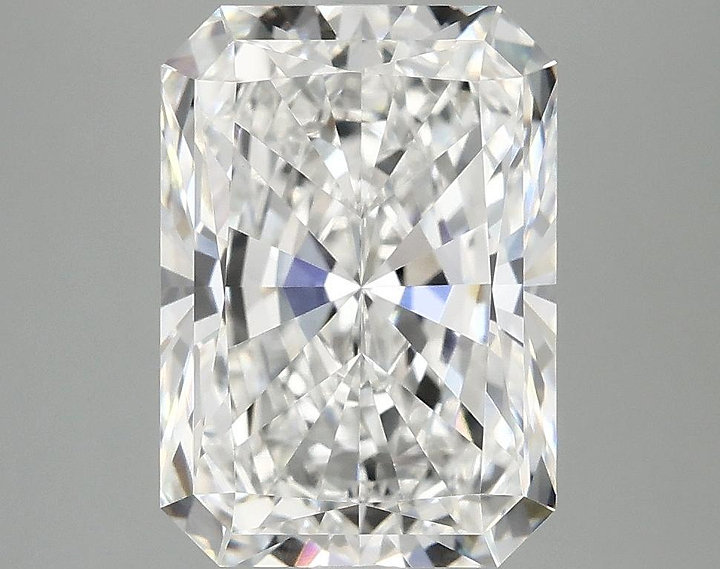 4.06 Carat Radiant Shaped Ideal Cut VVS2 IGI Certified Lab Grown Diamond