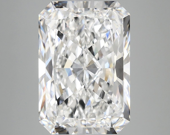 7.77 Carat Radiant Shaped Ideal Cut VVS2 IGI Certified Lab Grown Diamond