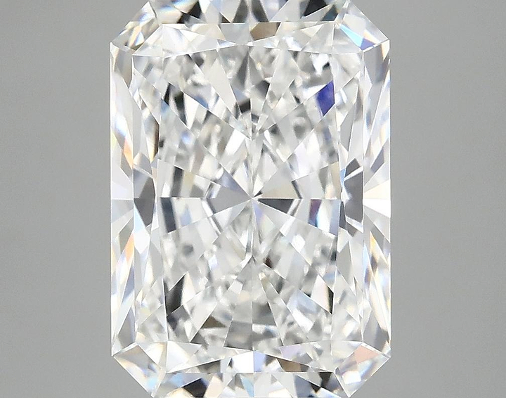4.99 Carat Radiant Shaped Ideal Cut VVS2 IGI Certified Lab Grown Diamond