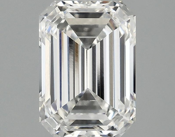 2.1 Carat Emerald Shaped Ideal Cut VS1 IGI Certified Lab Grown Diamond
