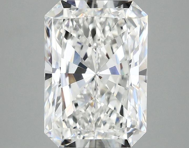 4.01 Carat Radiant Shaped Ideal Cut VS1 IGI Certified Lab Grown Diamond