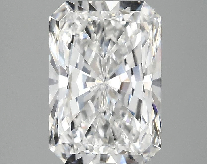 2.55 Carat Radiant Shaped Ideal Cut VVS2 IGI Certified Lab Grown Diamond