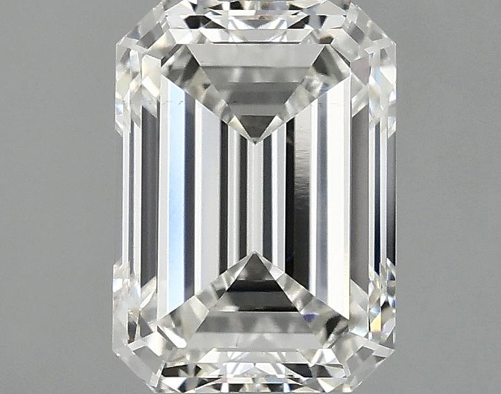 2.5 Carat Emerald Shaped Excellent Cut VS1 IGI Certified Lab Grown Diamond