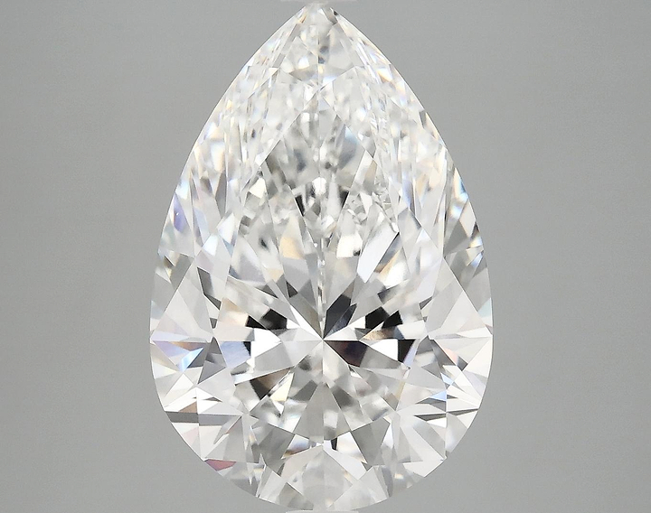 6.6 Carat Pear Shaped Excellent Cut VVS2 IGI Certified Lab Grown Diamond