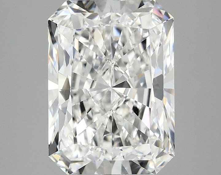 3.05 Carat Radiant Shaped Excellent Cut VS1 IGI Certified Lab Grown Diamond