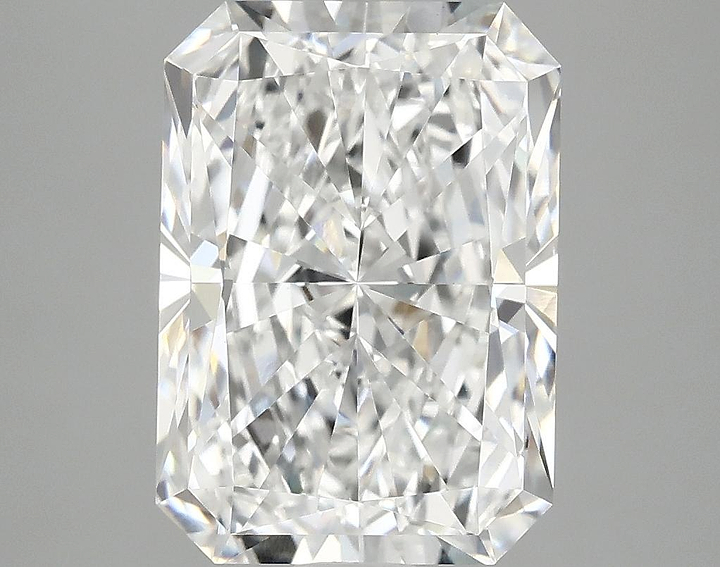 3.98 Carat Radiant Shaped Ideal Cut VVS2 IGI Certified Lab Grown Diamond
