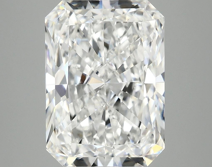 4.97 Carat Radiant Shaped Ideal Cut VVS2 IGI Certified Lab Grown Diamond