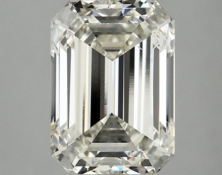 3.1 Carat Emerald Shaped Ideal Cut VS2 IGI Certified Lab Grown Diamond