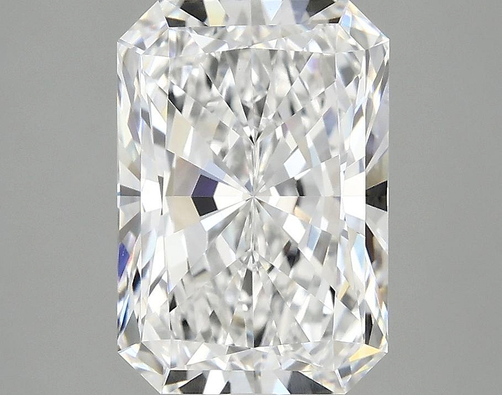 2.85 Carat Radiant Shaped Ideal Cut VVS2 IGI Certified Lab Grown Diamond